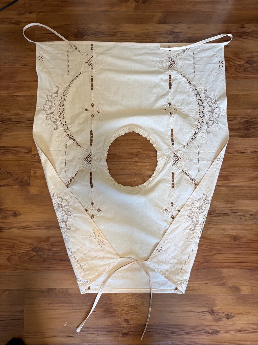 Viral Wrap Top Embroidered Cotton - Picture 6 of 14
